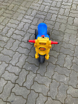 dětské odrážedlo