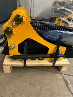 Hydraulické bourací kladivo univerzální HT08/10/15