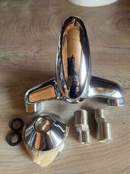 Prodám vodovodni sprchovou baterii.