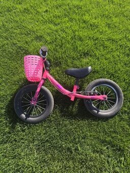 Odrážedlo pro holčičku 2-4 roky