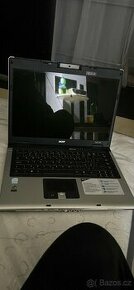 Plně funkční notebook Acer