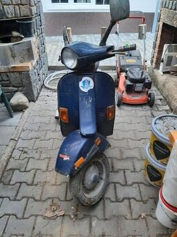 Piaggio vespa 50 pollini