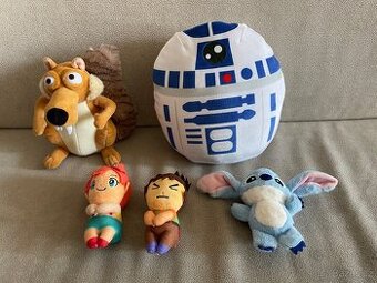 mix-plyšáků - R2D2, Scrat, postavičky z Pokemonů, Stitch