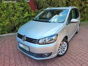 VW Touran 2.0 TDI 103kW,DSG,Highline,Tažné,Kamera,Serviska.