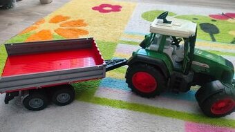 Bruder traktor - 1