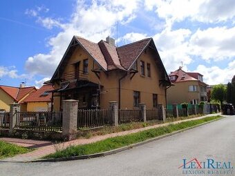 Prodej rodinného domu 5+1, 180 m2, pozemek 422 m2, Hekova, P