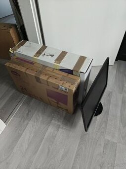 Herní monitor + 2 jiný monitory + tiskárna