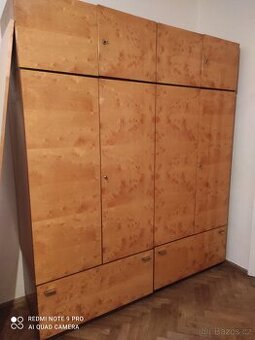 Skříně 70 léta 20 století - 1