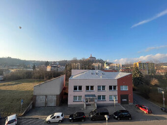 pronájem Náchod centrum zděný byt 3+1 65m2 s výtahem