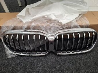 BMW G30 přední maska chrom