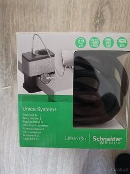 Unica system+ Zásuvka na stůl+nabíječka