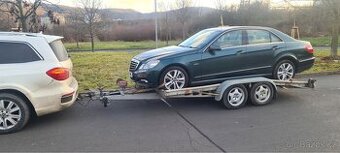 Mercedes Benz E212 - 1