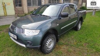 Mitsubishi L200, 1.majitel koupeno v ČR , PRAVIDELNÝ SERVIS