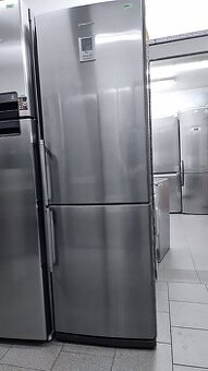 Lednice s mrazákem WHIRLPOOL, kombinovaná, výška 188 cm