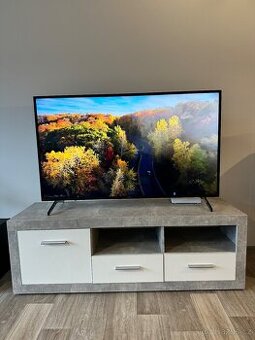 TV stolek