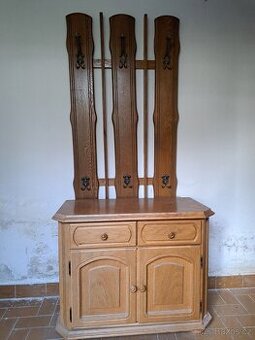 Botník s věšákem – masivní dřevo