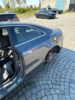 Audi A5 8T coupe karoserie,zadní část blatníky