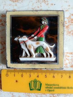 Starožitná pudřenka