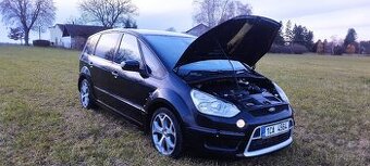 Ford S- max -Titanium-Sport