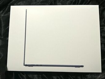 MacBook Air M​2 16GB​: ZÁRUKA 2​ roky, Office​ v ceně - NOVÝ