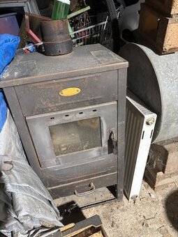 Kamna/krbovky na teplou vodu.