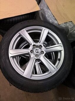 R19 ORIG.ZIMNÍ KOLA VOLVO XC90II 235/55/19