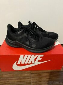 Nike tenisky vel.37,5