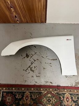 Levý blatník originál Audi A4 2020 poškozený - 1