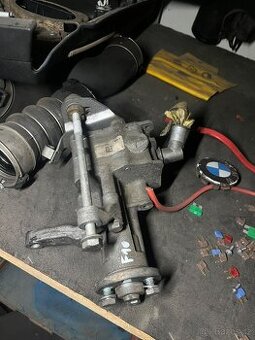 Servočerpadlo BMW F10