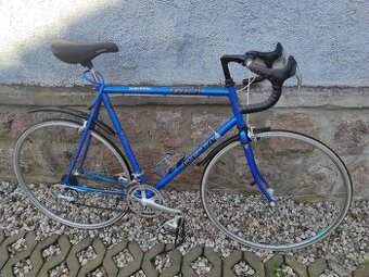 Silniční kolo Reta Shimano 105