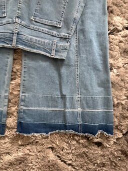 Krásné kvalitní trendy rifle vel 38, zn Axel M / 38