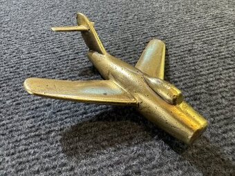 Mosazné letadlo
