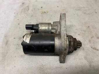 ŠKODA OCTAVIA 2 1.6FSI 85KW 04-08 - STARTER 02M 911 023 G