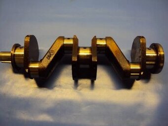 Kliková hřídel Felicia