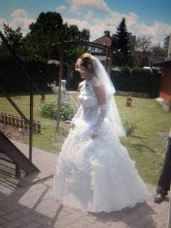 Prodám nádherné krajkové luxusní svatební šaty