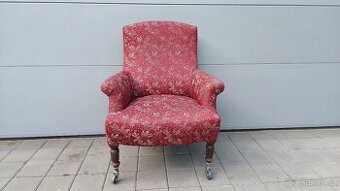 Čalouněné křeslo