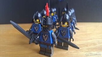Lego Castle Průvod rytířů Černého Falcona