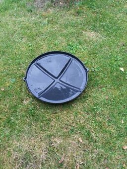 poklop podzemní nádrže