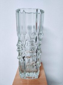 Skleněná váza - Vladislav Urban