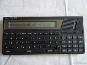 Texas Instruments TI 74S - programovatelný kalkulátor 1986 - 1