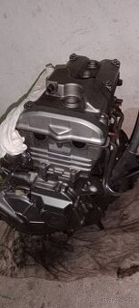 Motor Honda CB 600 f Hornet