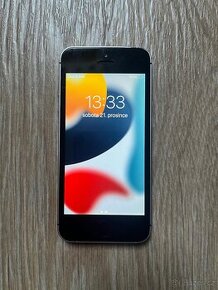 Apple iPhone SE 32GB Černý