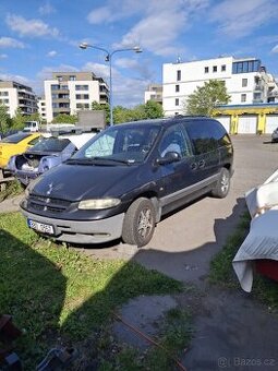 Prodám Chrysler grand Voyager