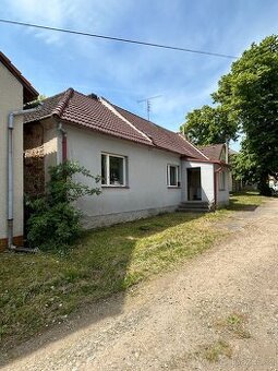 Prodej rodinného domu Malešov-Týniště - 1