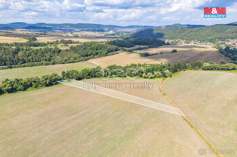 Prodej pole, 4548 m², Lochovice - 1