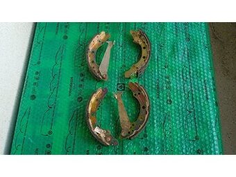 sada brzdových čelistí Škoda Favorit, Felicia 6U0698525A