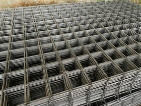 Prodám Kari sítě 6x150x150.  2x3 m
