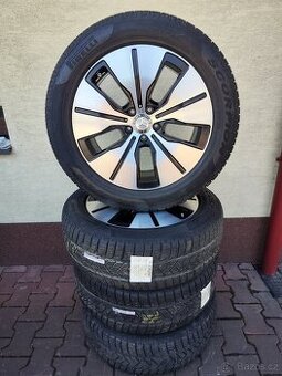 Originál dvourozměrná ALU kola MERCEDES s pneu PIRELLI