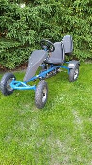 Dětská šlapací motokára