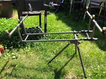 Tripod Mílfa - 1